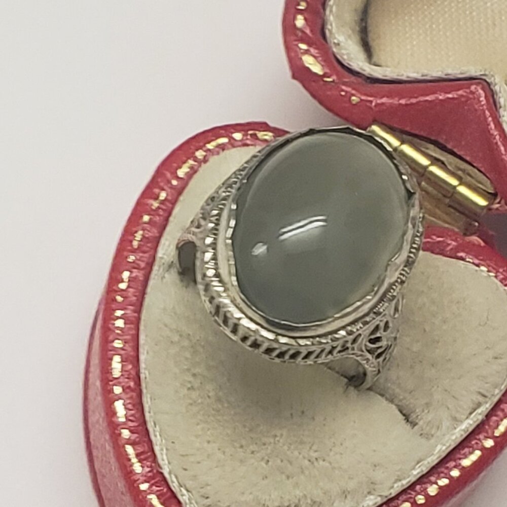 Deco 14k gold greenish moonstone filigree ring